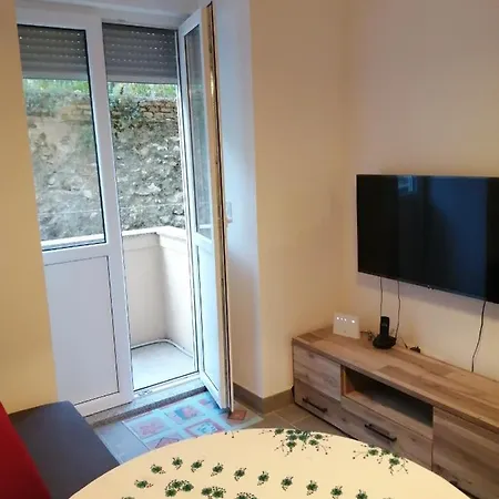 Aria Apartman